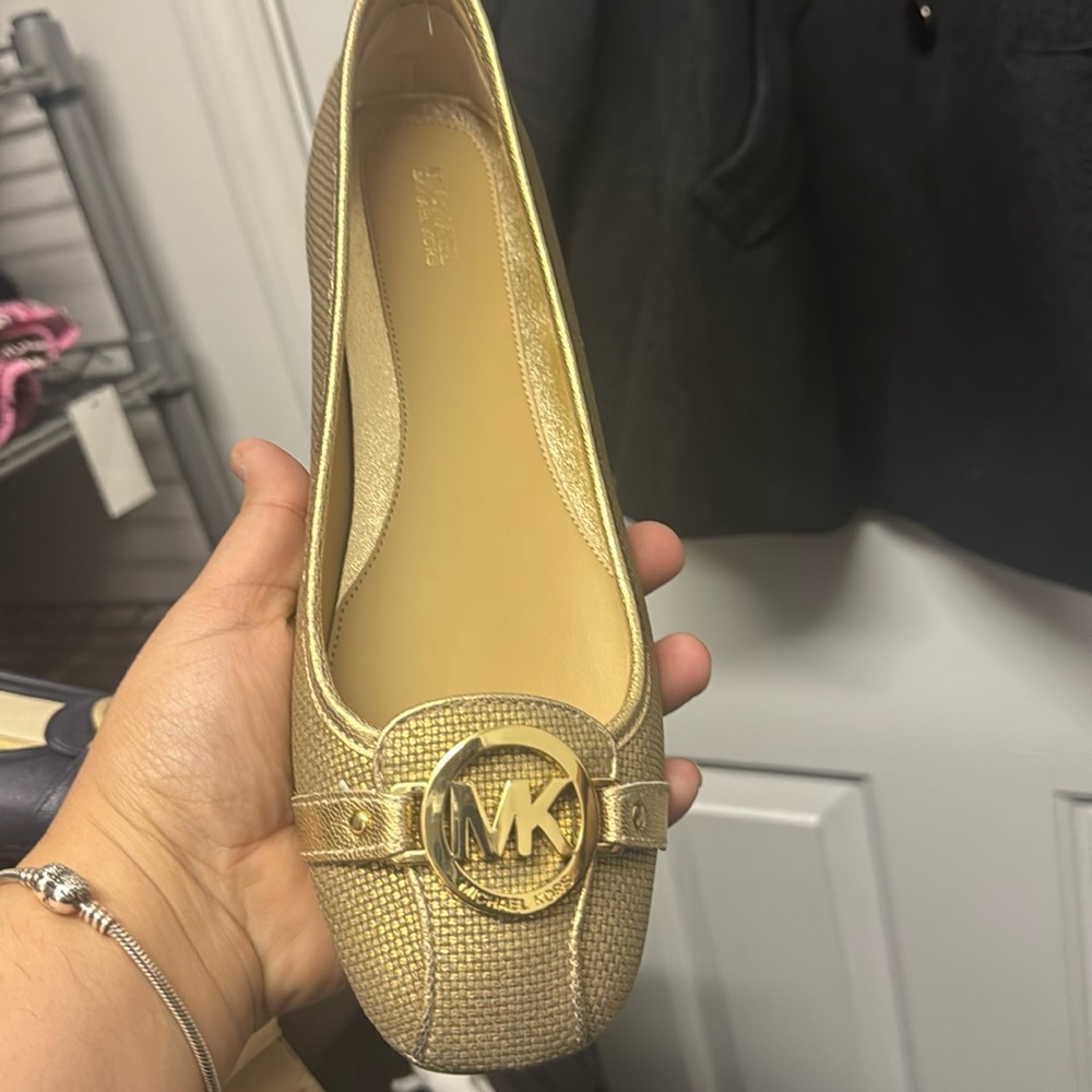 Gold flats shoes mk brand new size 10
